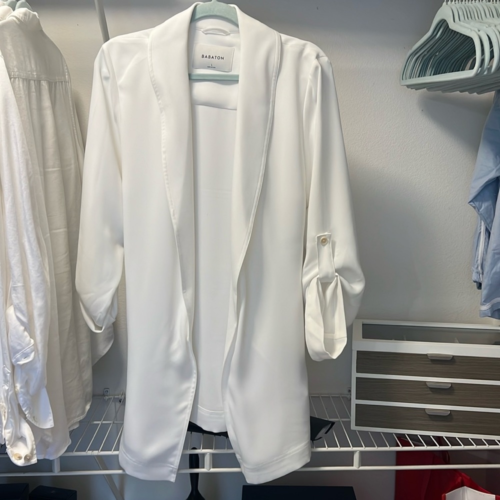 Aritzia Babaton White Cardigan/Blazer